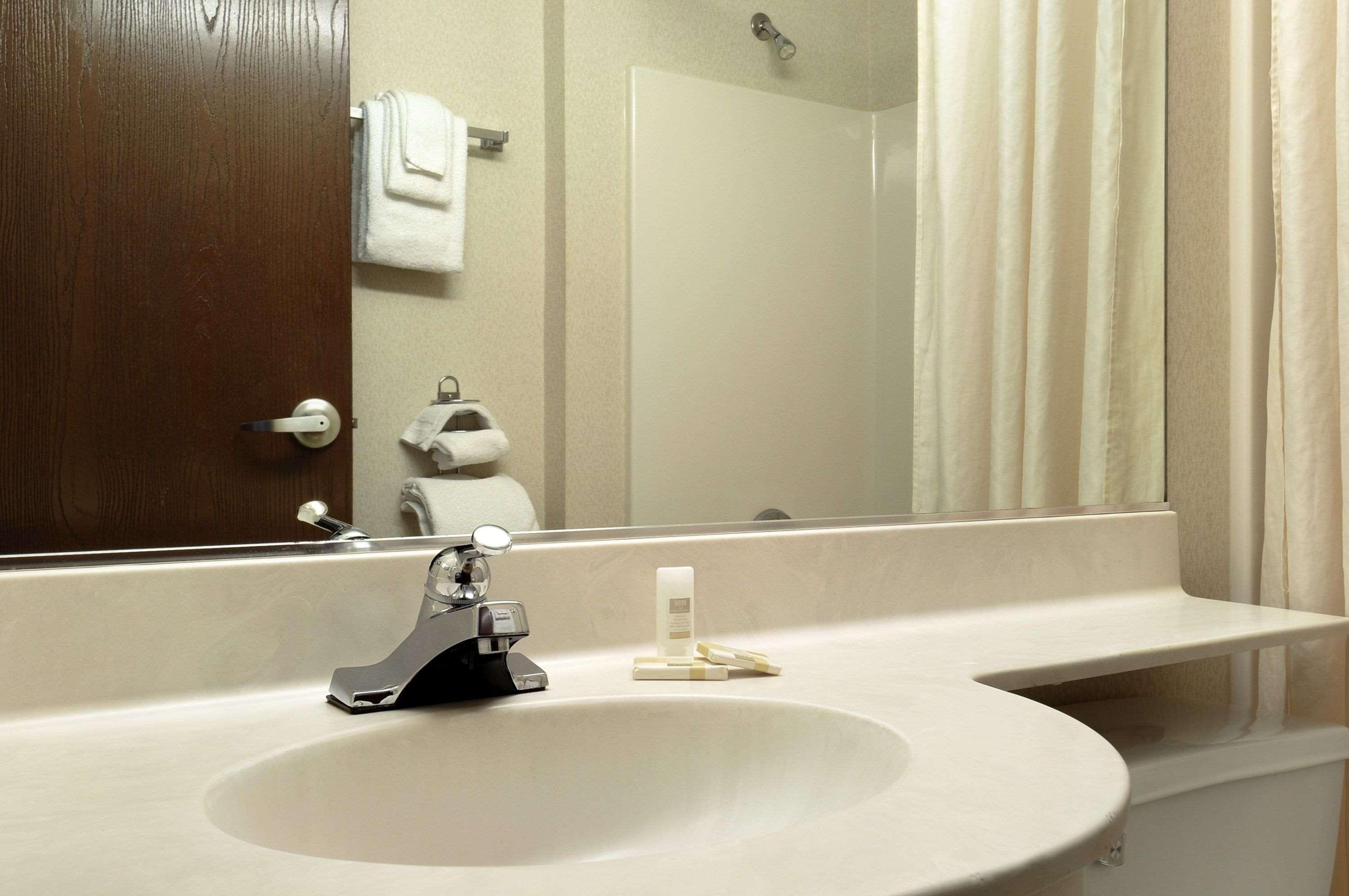 Microtel Inn & Suites By Wyndham Bloomington Msp Airport Phòng bức ảnh